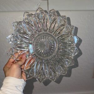 Vintage Pressed Glass Daisy Sunburst Serving Plate – 10”